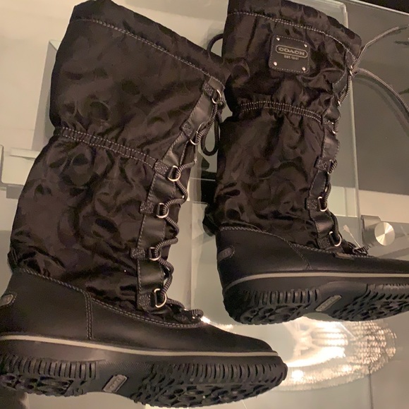 Brand New Coach boots never worn size 6 - Picture 1 of 4
